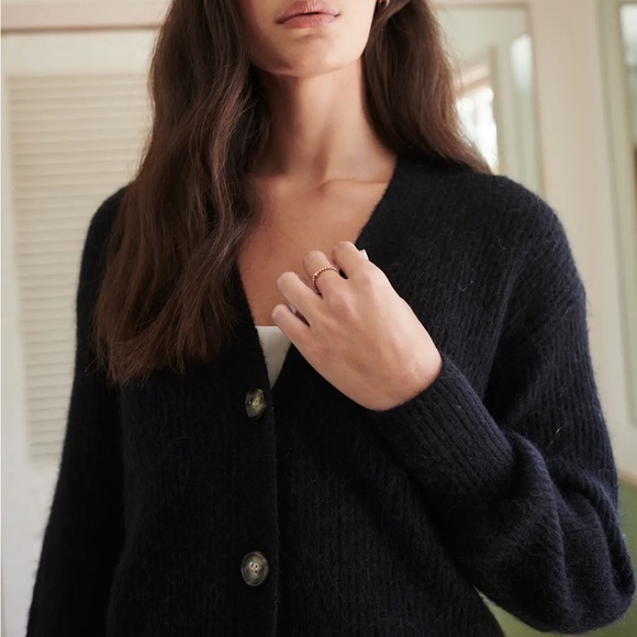 QUINCE NWT baby alpaca-wool cropped cardigan -black - Picture 3 of 8